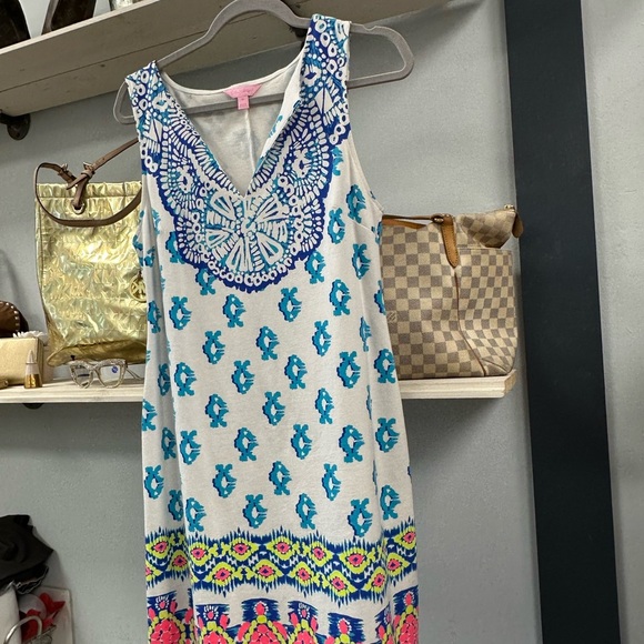 Lilly Pulitzer  Harper Engineered Shift Dress Resort Wear Size Medium - Picture 3 of 8